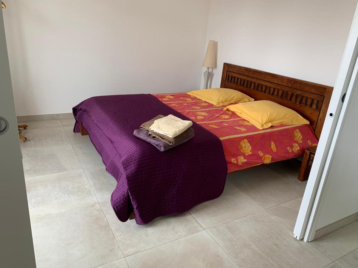 Chambres De La Terre Blanche ซานารี-ซูร์-แมร์ ภายนอก รูปภาพ