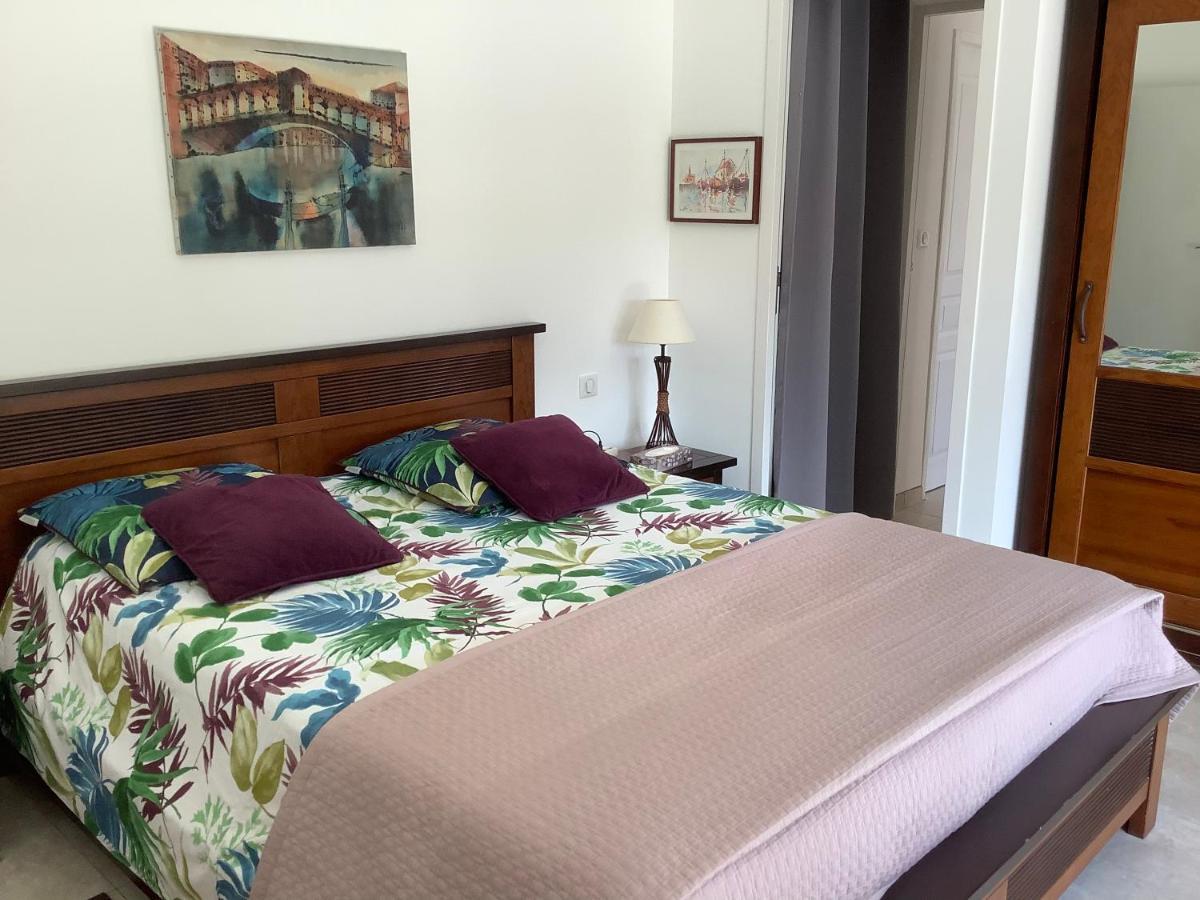 Chambres De La Terre Blanche ซานารี-ซูร์-แมร์ ภายนอก รูปภาพ